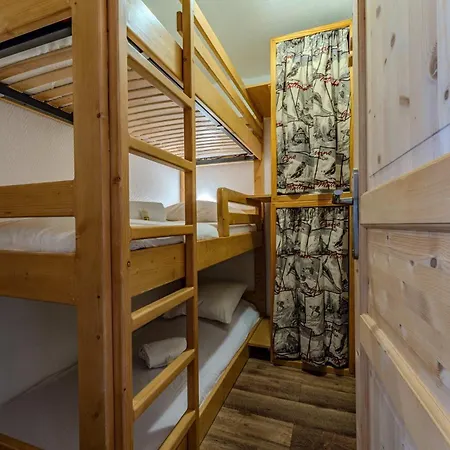 Comfy Ski-side Hideaway W Views