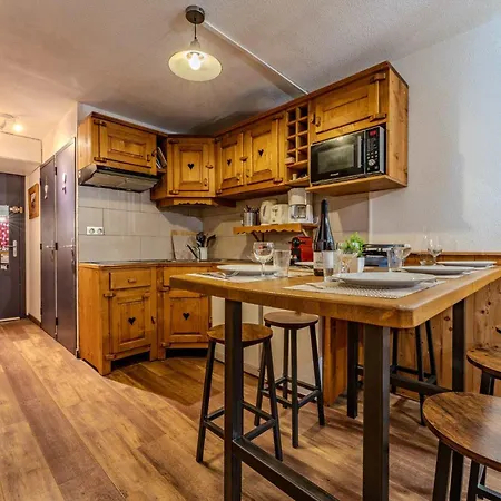 Comfy Ski-side Hideaway W Views *
